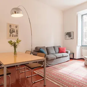 Elizabeth House , Roma Italia
